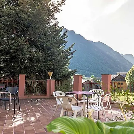 Cardos Hotel